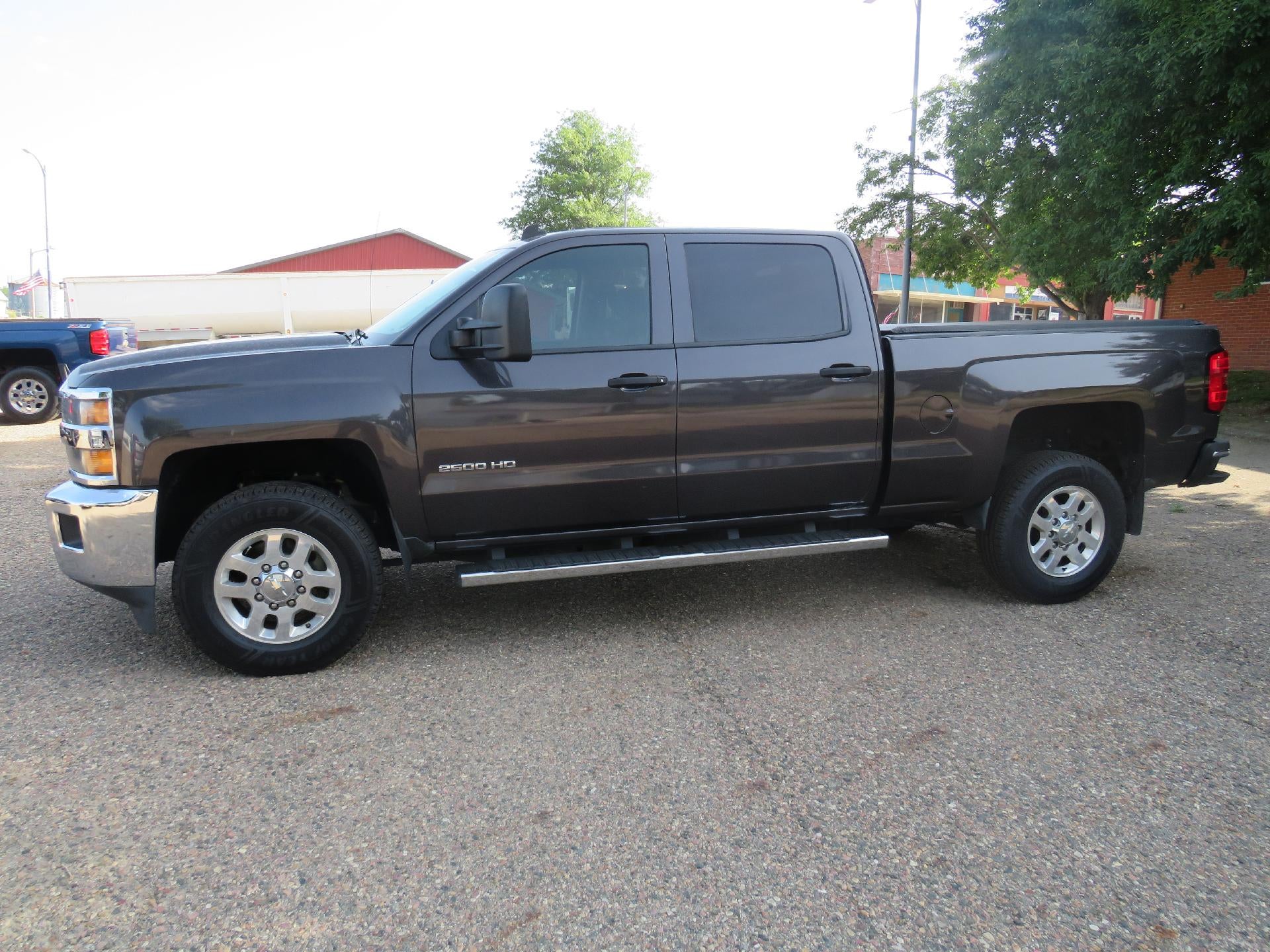 2015 Chevrolet Silverado 2500 HD LT in Tungsten Metallic — front three-quarter view